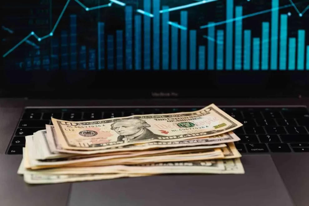 مميزات موقع أمازون لبيع المنتجات الرقمية بالجملة