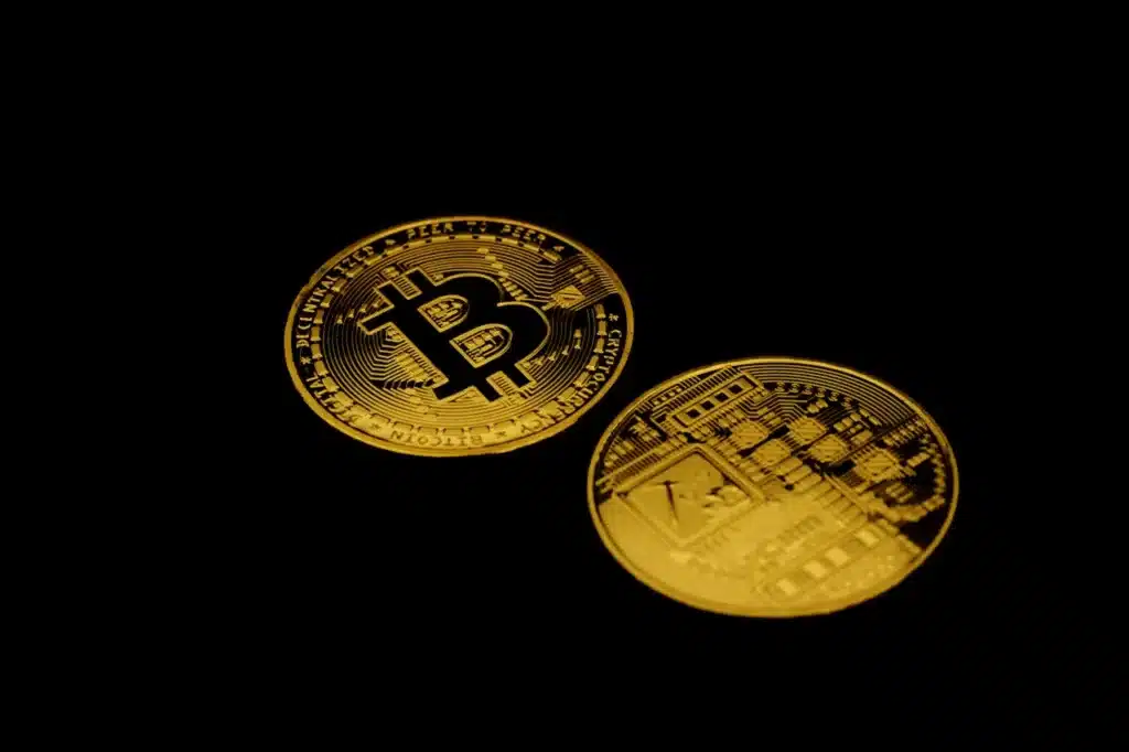 اهمية متابعة الأخبار والتطورات في عالم العملات الرقمية